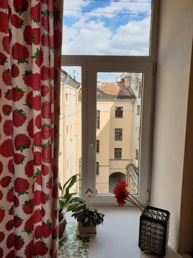 Arina Rodionovna Hostel Sankt Petersborg Eksteriør billede